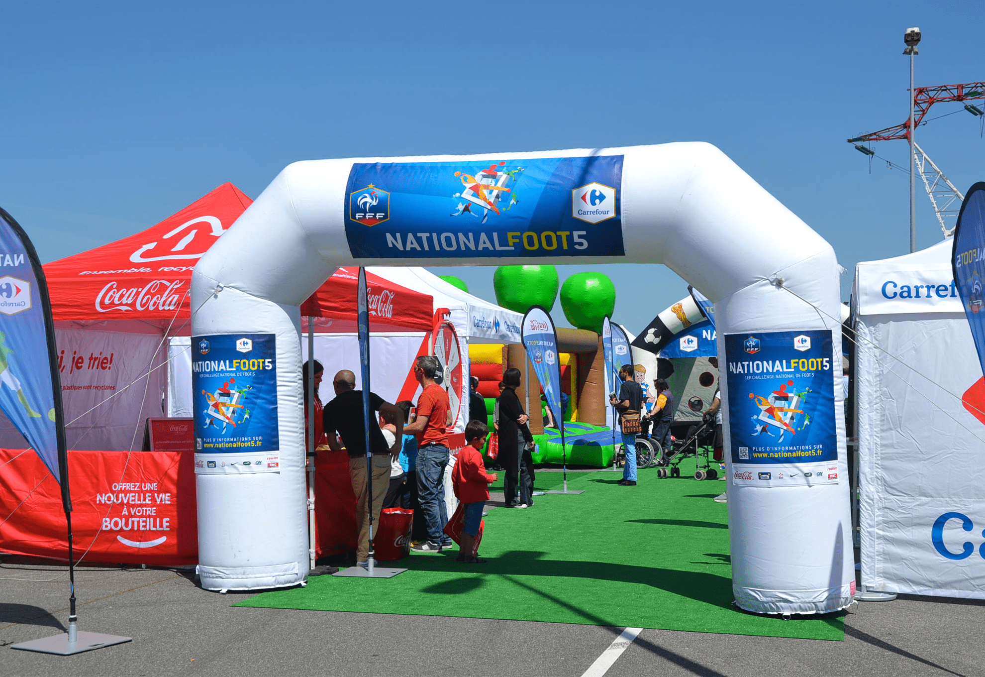 carrefour Cup village